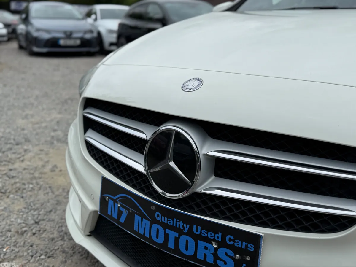 Mercedes-Benz A-Class Hatchback, Petrol, 2013, White