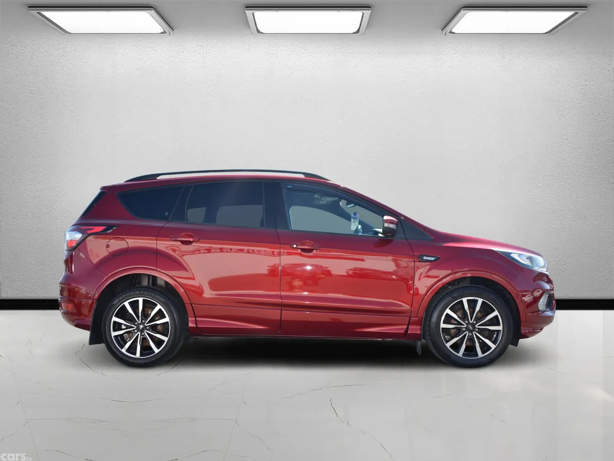Ford Kuga SUV, Diesel, 2019, Red