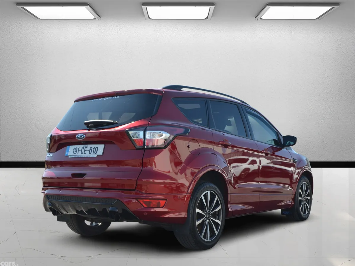 Ford Kuga SUV, Diesel, 2019, Red