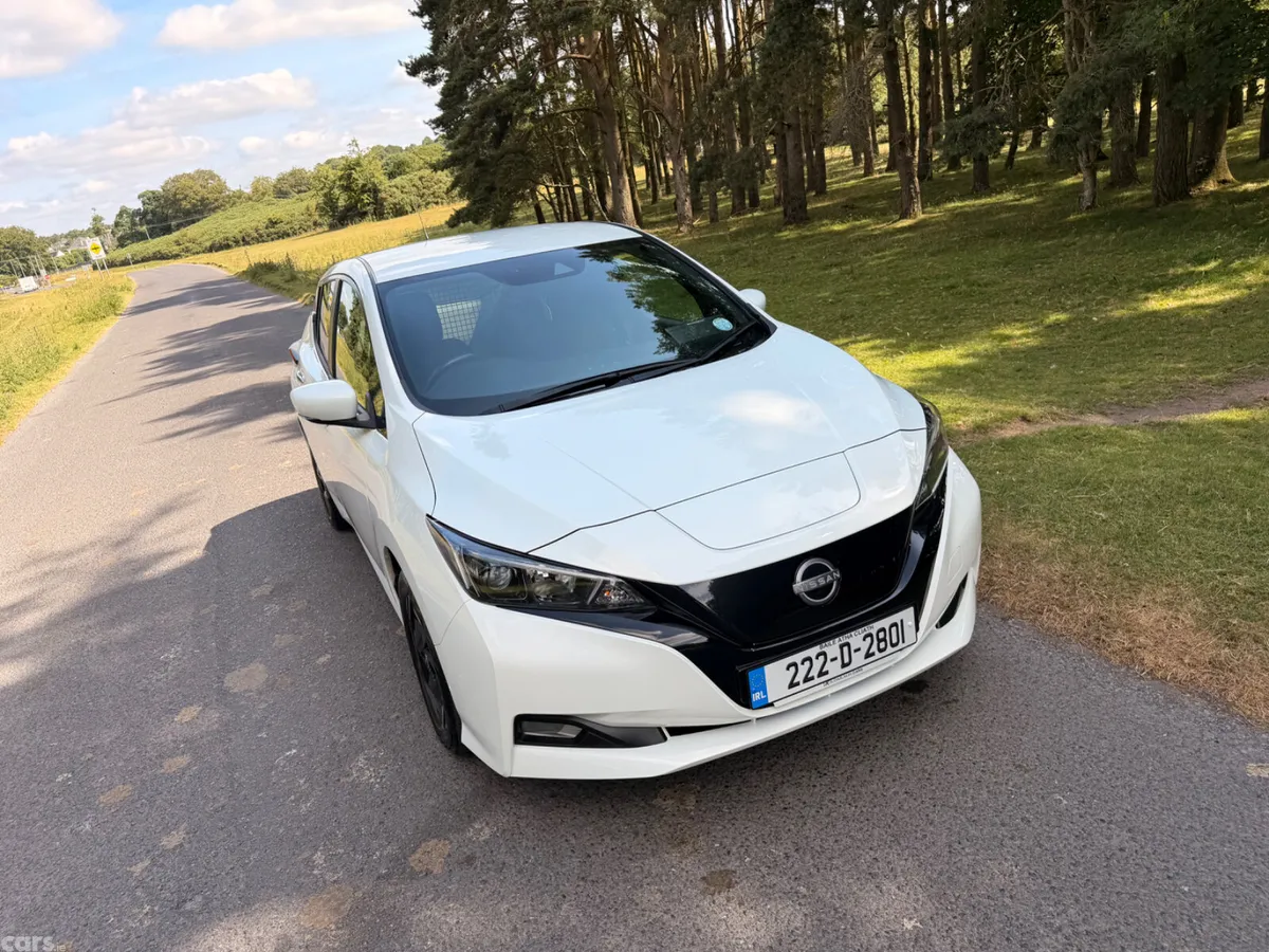 Nissan Leaf Hatchback, Electric, 2022, White