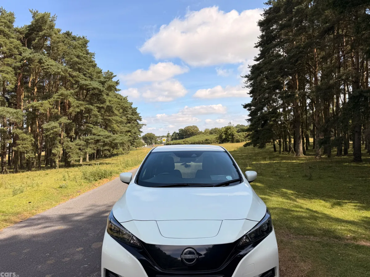 Nissan Leaf Hatchback, Electric, 2022, White
