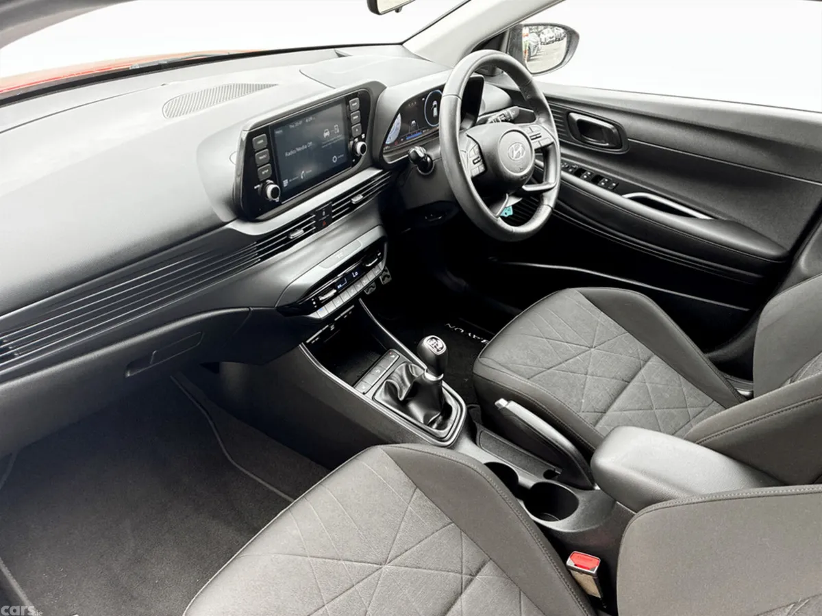 Hyundai Bayon Estate/Jeep, Petrol, 2024, Red