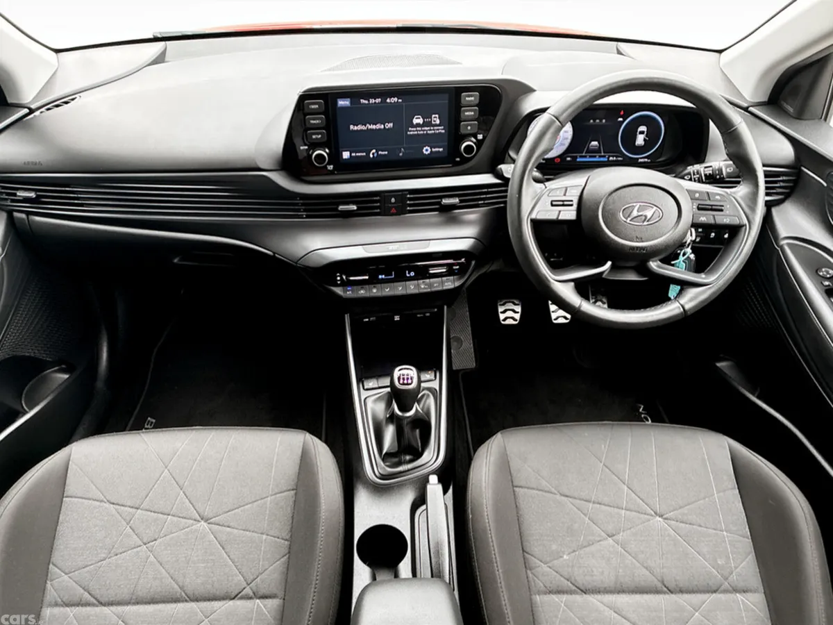 Hyundai Bayon Estate/Jeep, Petrol, 2024, Red