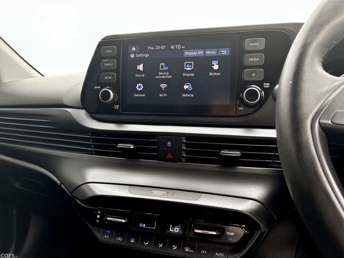 Hyundai Bayon Estate/Jeep, Petrol, 2024, Red
