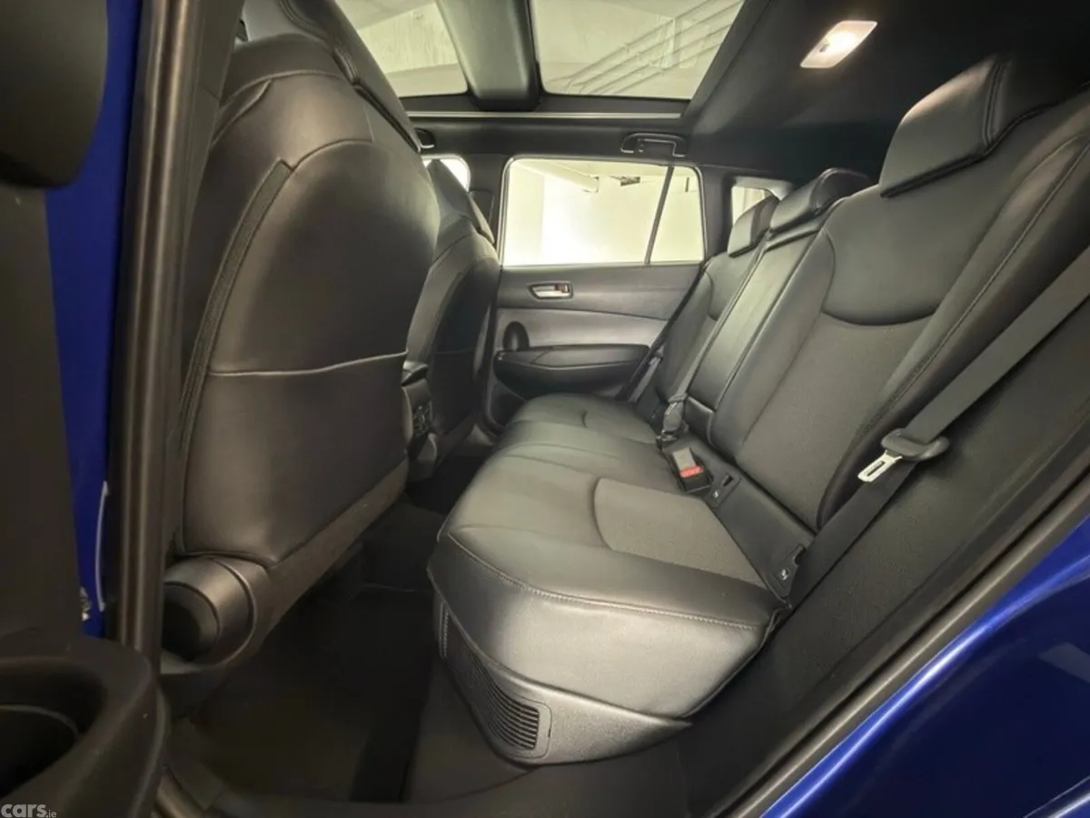 Toyota Corolla Cross SUV, Petrol Hybrid, 2024, Blue