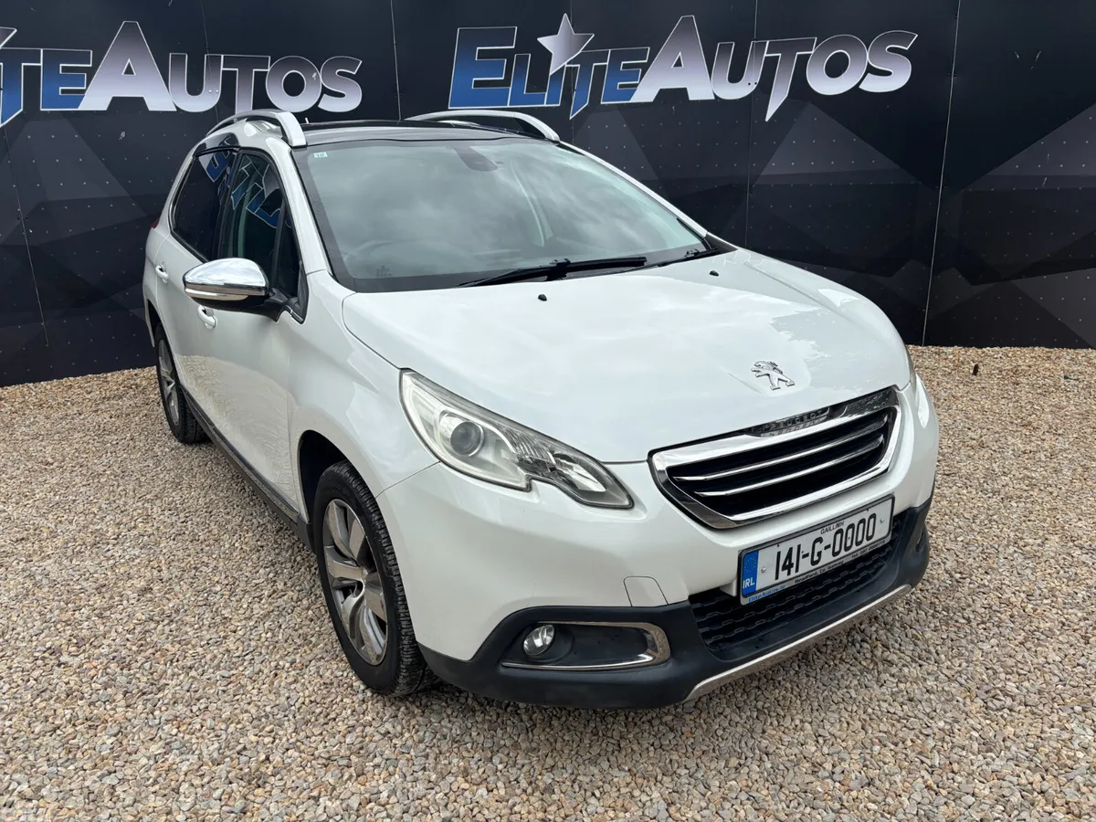 Peugeot 2008 Hatchback, Petrol, 2014, White