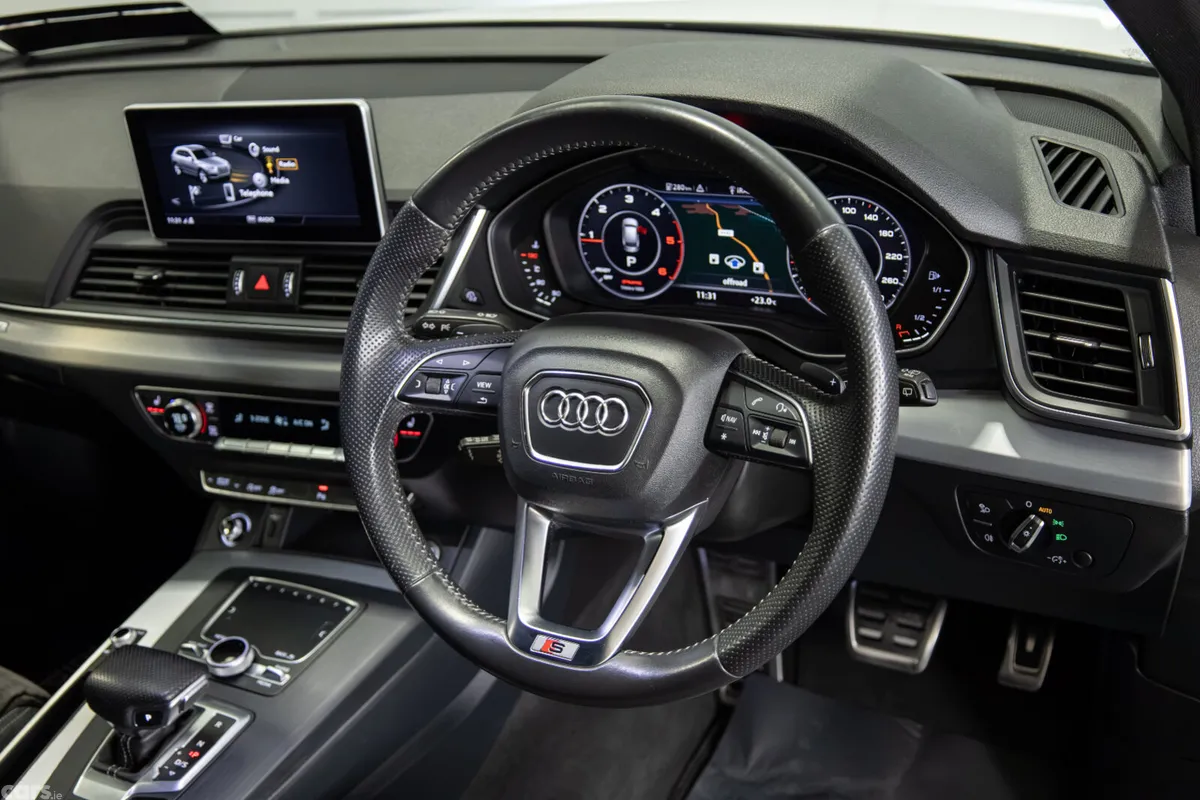 Audi Q5 SUV, Diesel, 2019, White