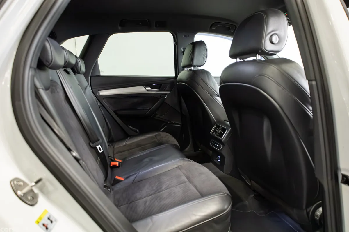 Audi Q5 SUV, Diesel, 2019, White