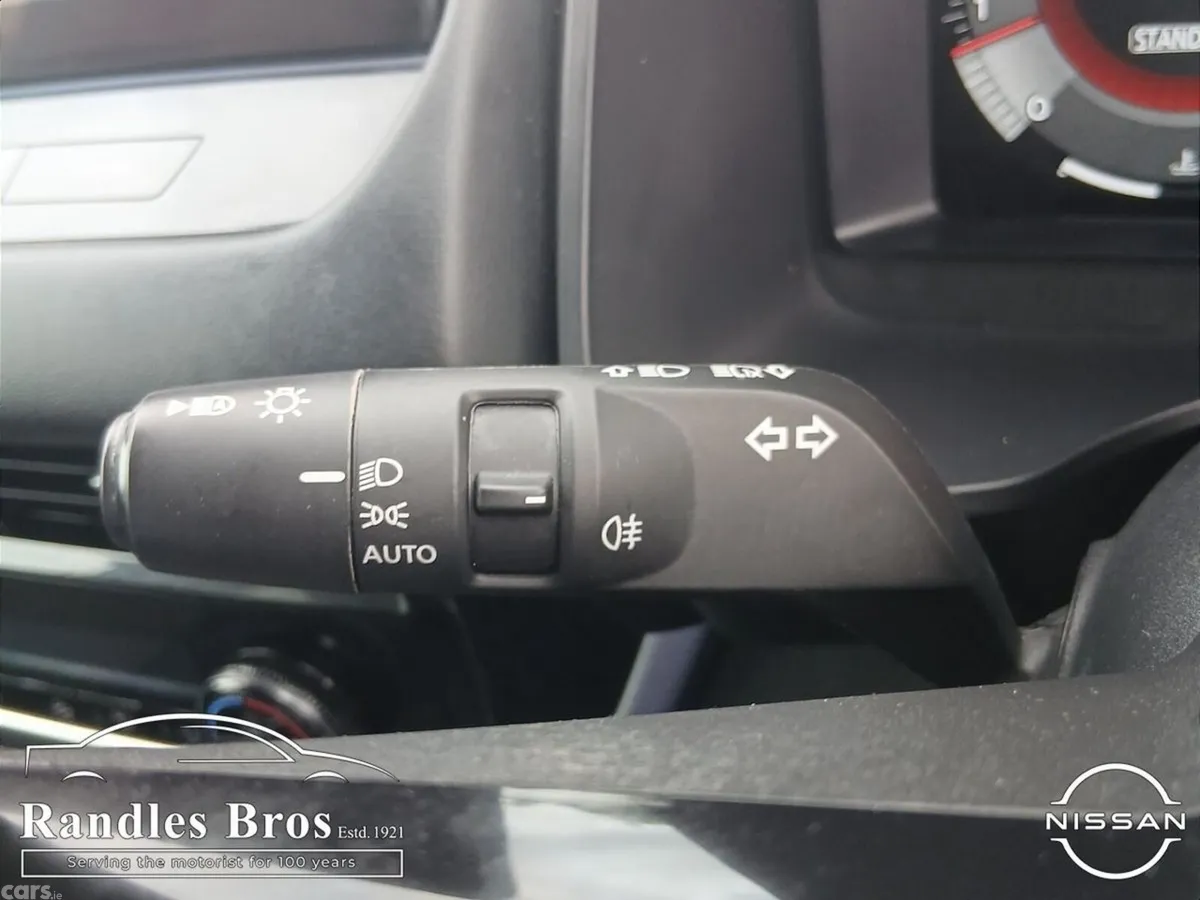 Nissan Qashqai MPV, Petrol, 2024, Blue