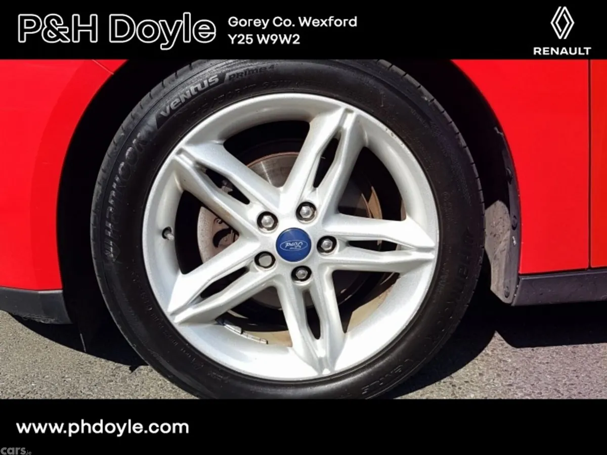 Ford Focus Hatchback, Diesel, 2017, Red