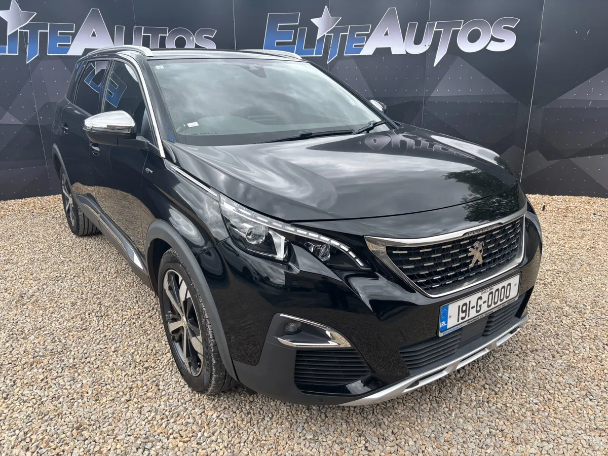 Peugeot 5008 MPV, Diesel, 2019, Black