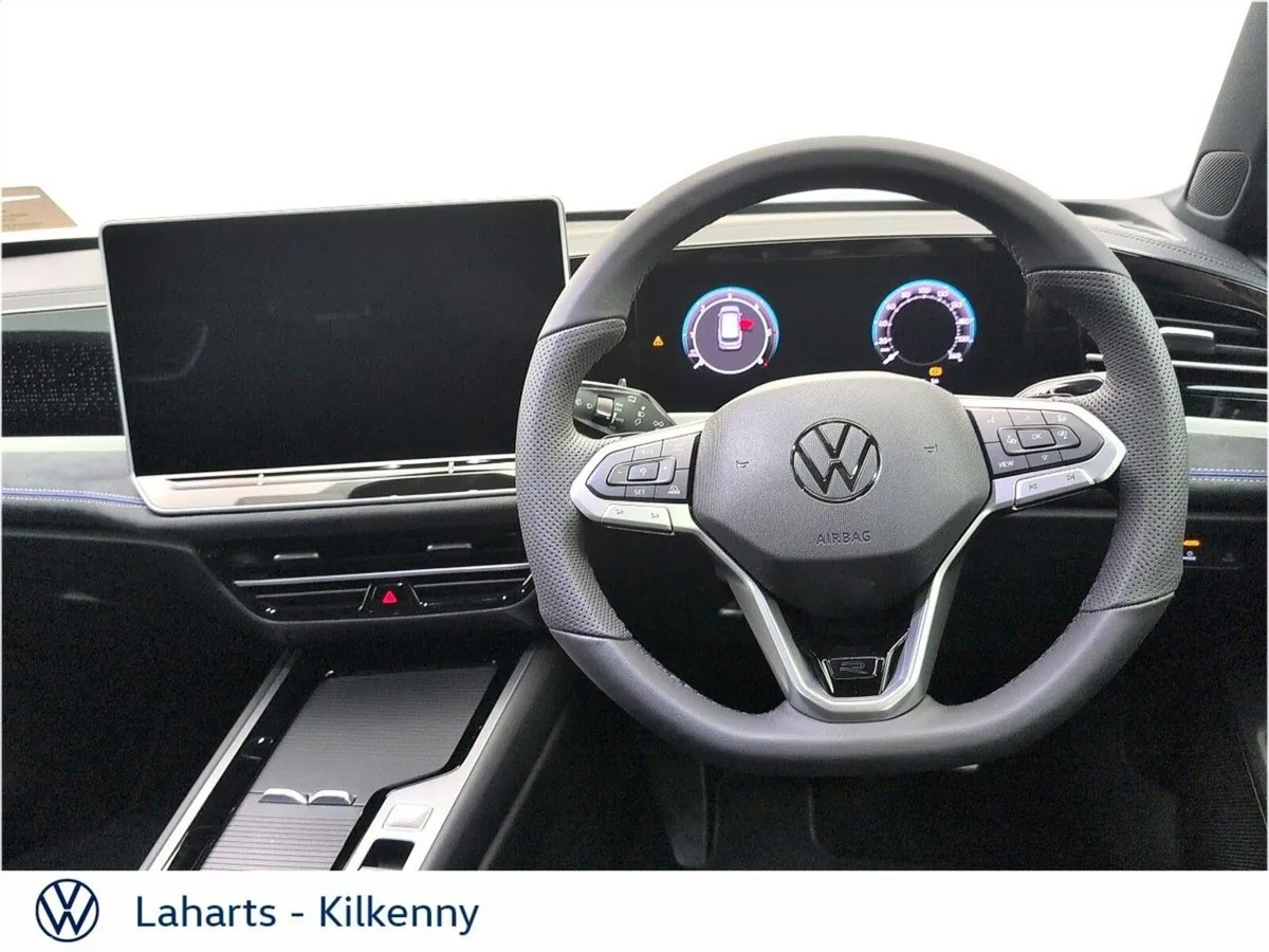 Volkswagen Passat Estate, Diesel, 2026, Grey