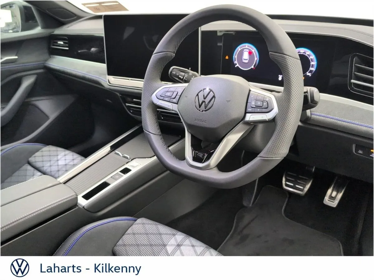 Volkswagen Passat Estate, Diesel, 2026, Grey