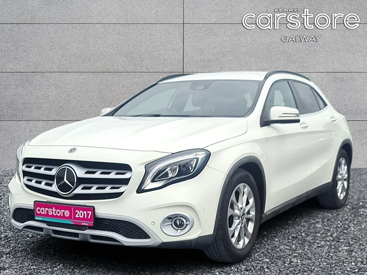 Mercedes-Benz GLA SUV, Petrol, 2017, White