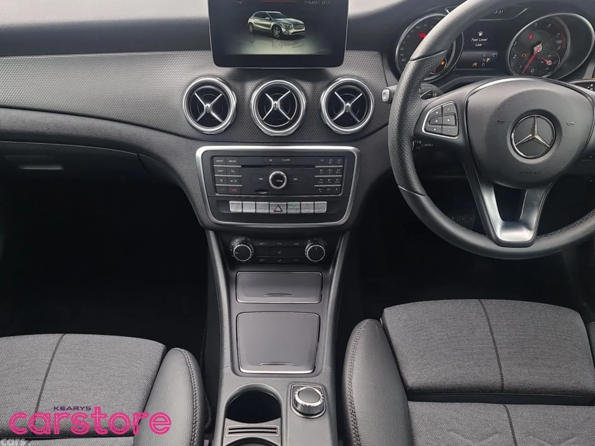 Mercedes-Benz GLA SUV, Petrol, 2017, White