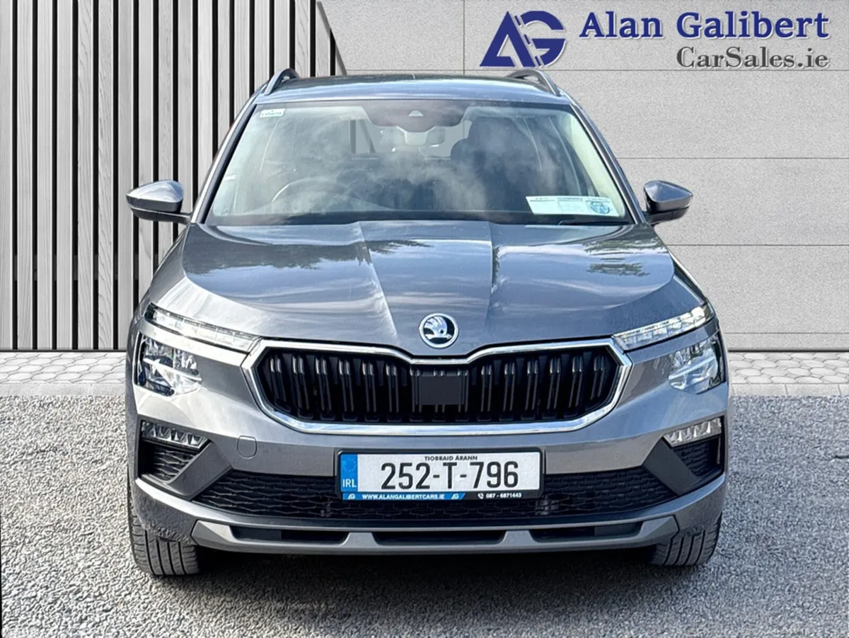 Skoda Kamiq Hatchback, Petrol, 2025, Grey