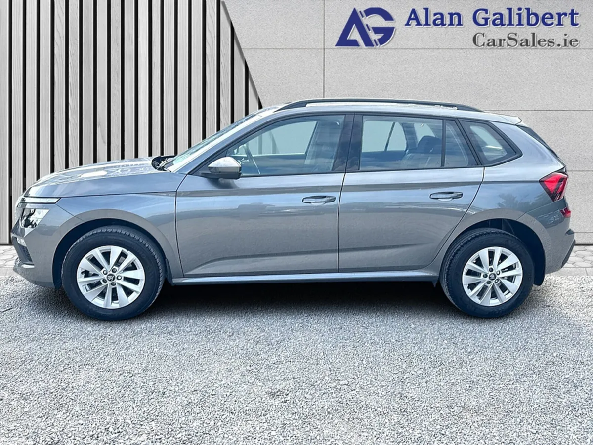Skoda Kamiq Hatchback, Petrol, 2025, Grey