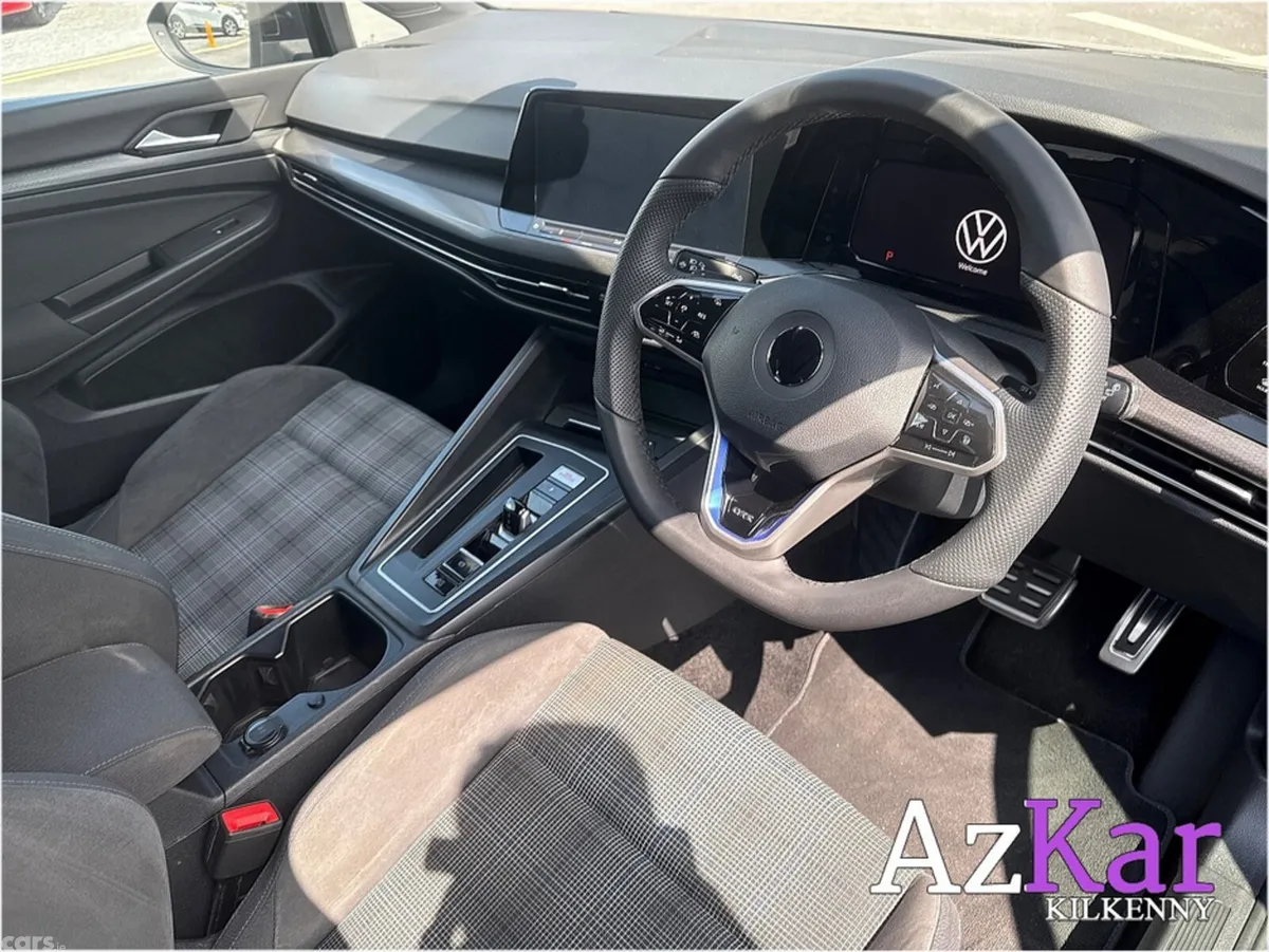 Volkswagen Golf Hatchback, Petrol Plug-in Hybrid, 2021, Black