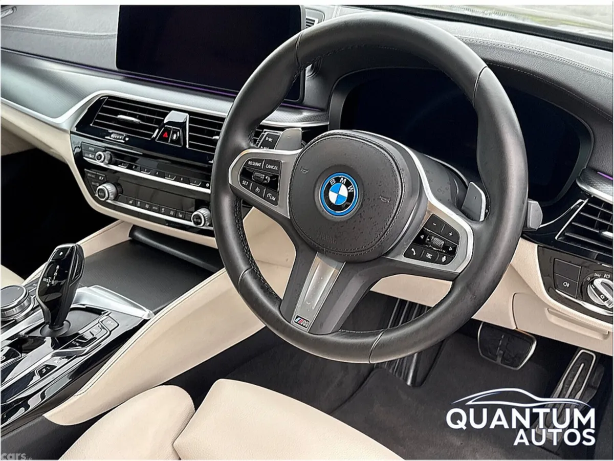 BMW 5-Series Saloon, Petrol Plug-in Hybrid, 2022, Grey