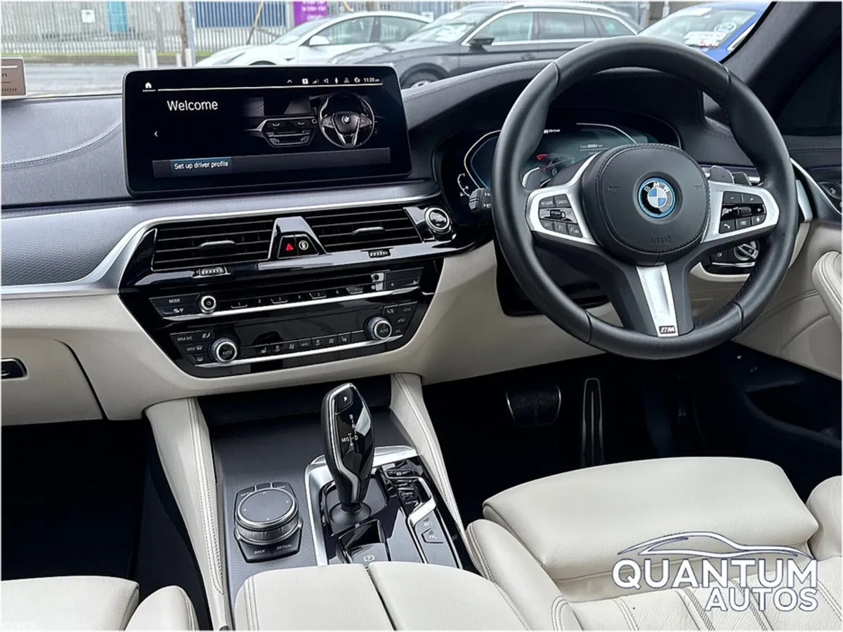 BMW 5-Series Saloon, Petrol Plug-in Hybrid, 2022, Grey
