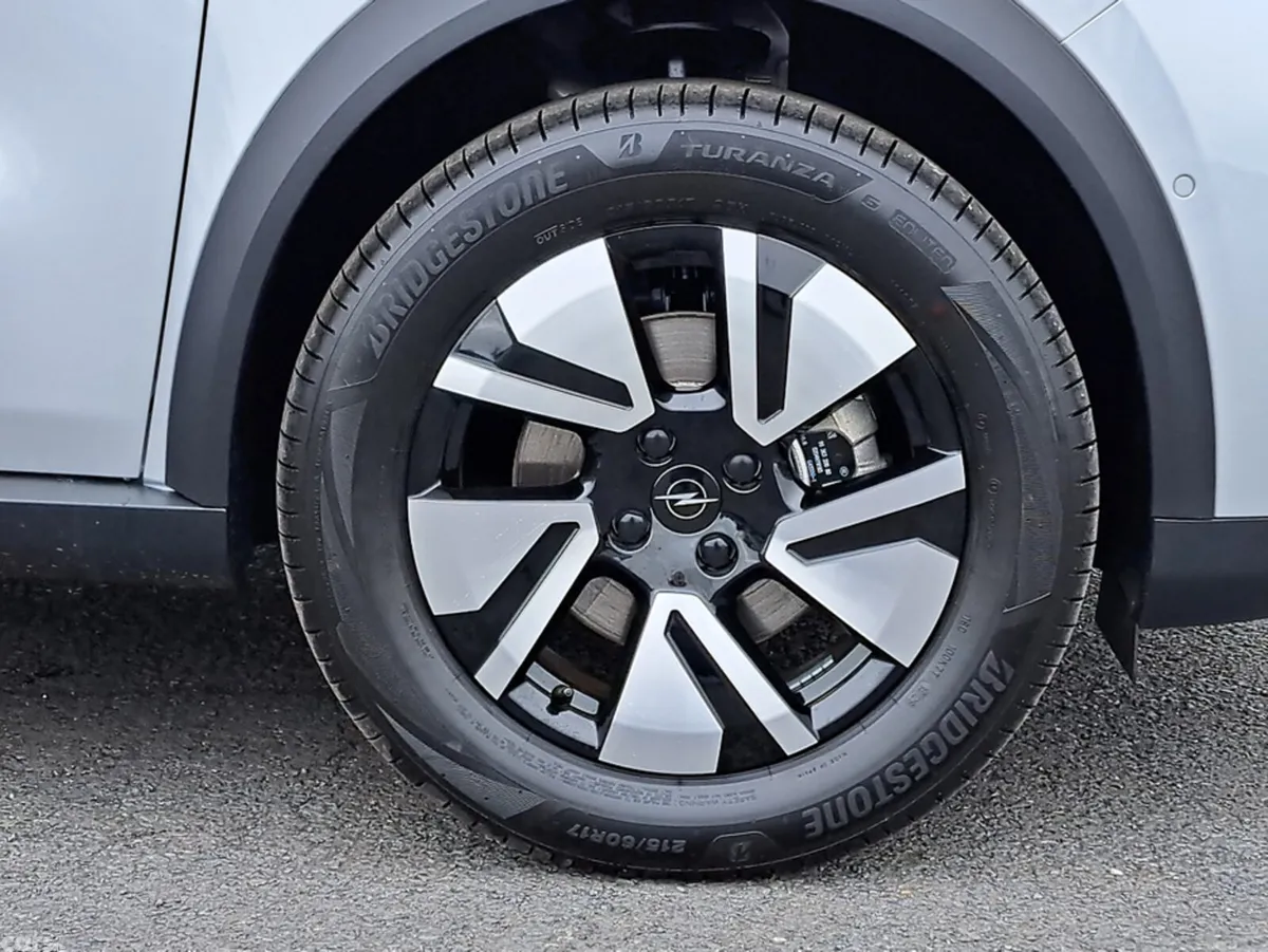Opel Frontera SUV, Petrol Hybrid, 2027, Silver