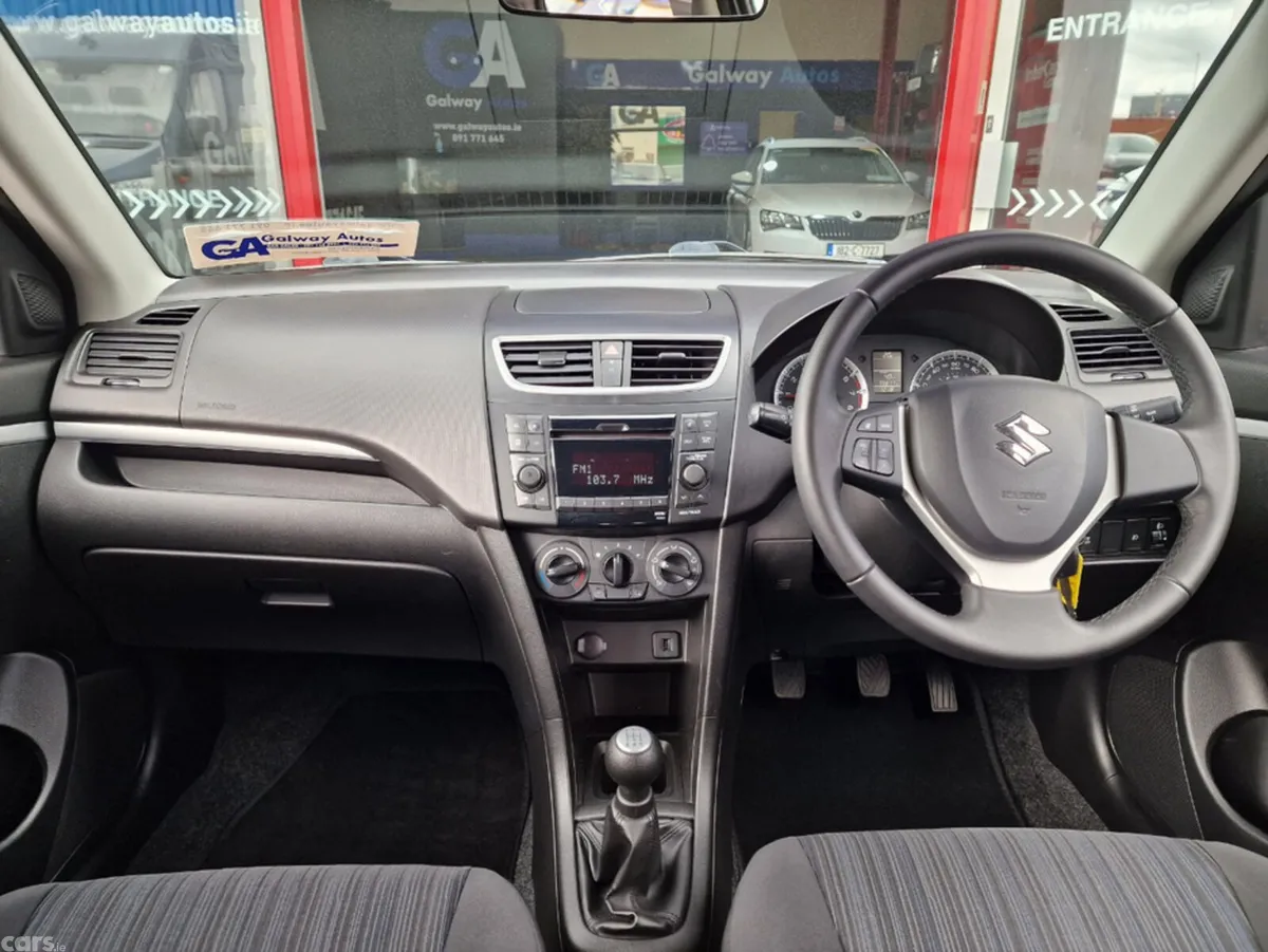 Suzuki Swift Hatchback, Petrol, 2016, Grey