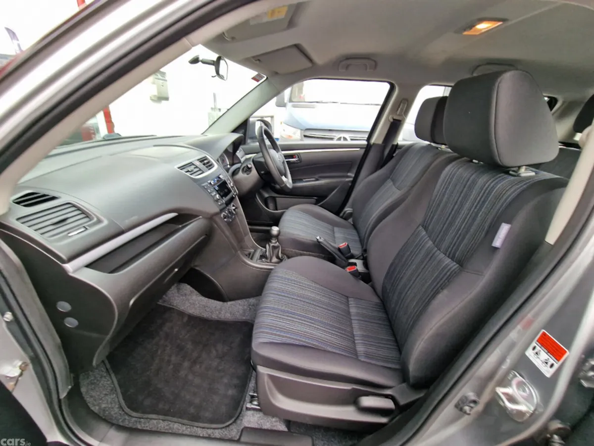 Suzuki Swift Hatchback, Petrol, 2016, Grey