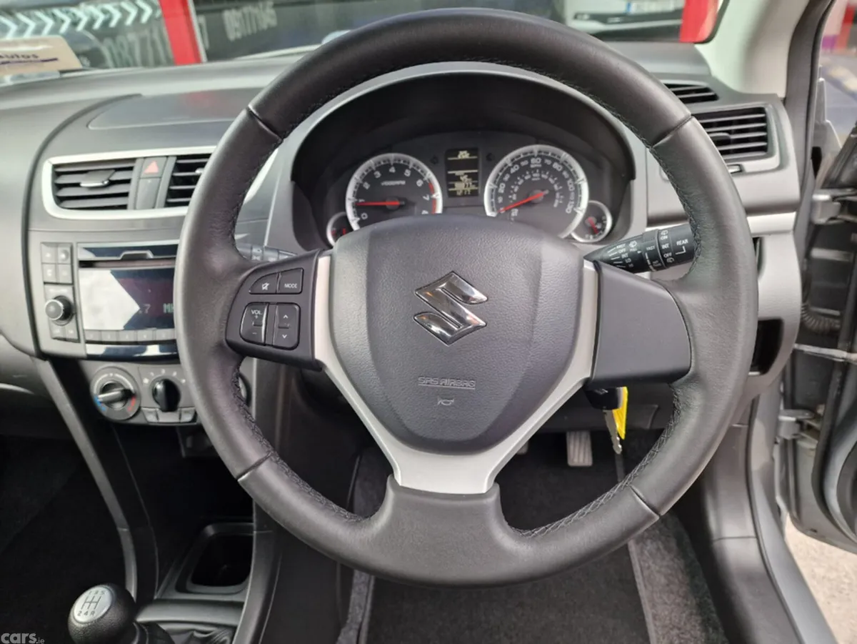 Suzuki Swift Hatchback, Petrol, 2016, Grey
