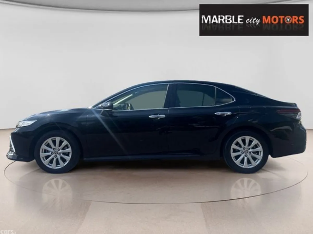 Toyota Camry Saloon, Petrol Hybrid, 2021, Black
