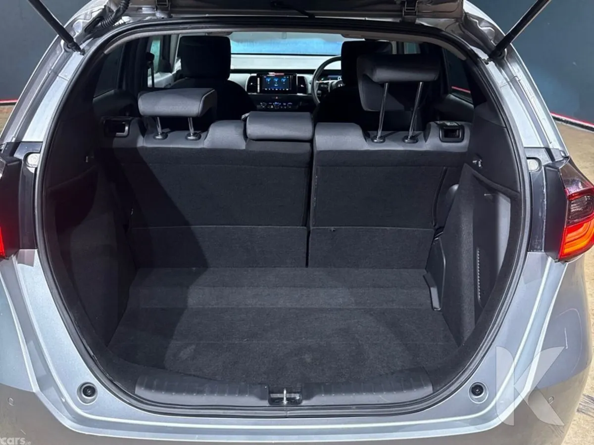 Honda Fit Hatchback, Petrol Hybrid, 2023, Silver