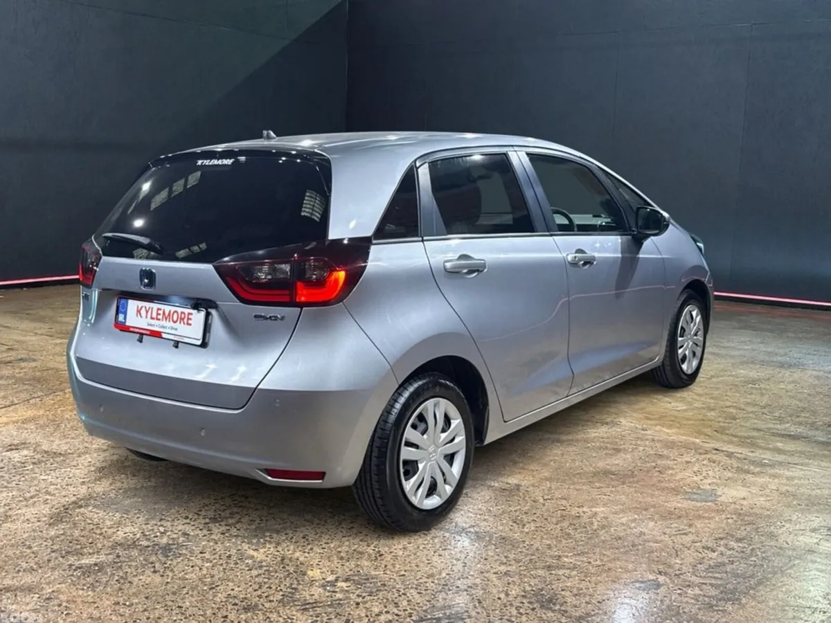 Honda Fit Hatchback, Petrol Hybrid, 2023, Silver