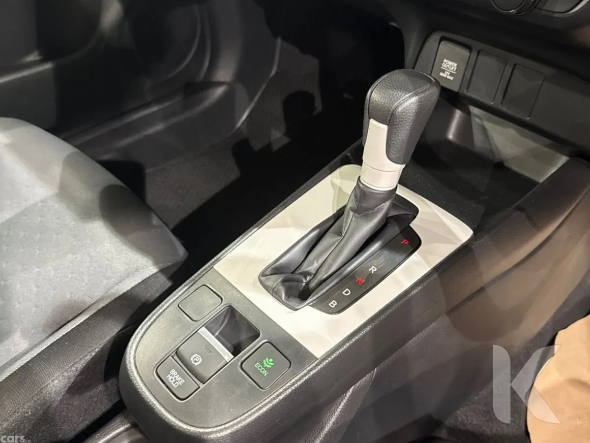 Honda Fit Hatchback, Petrol Hybrid, 2023, Silver