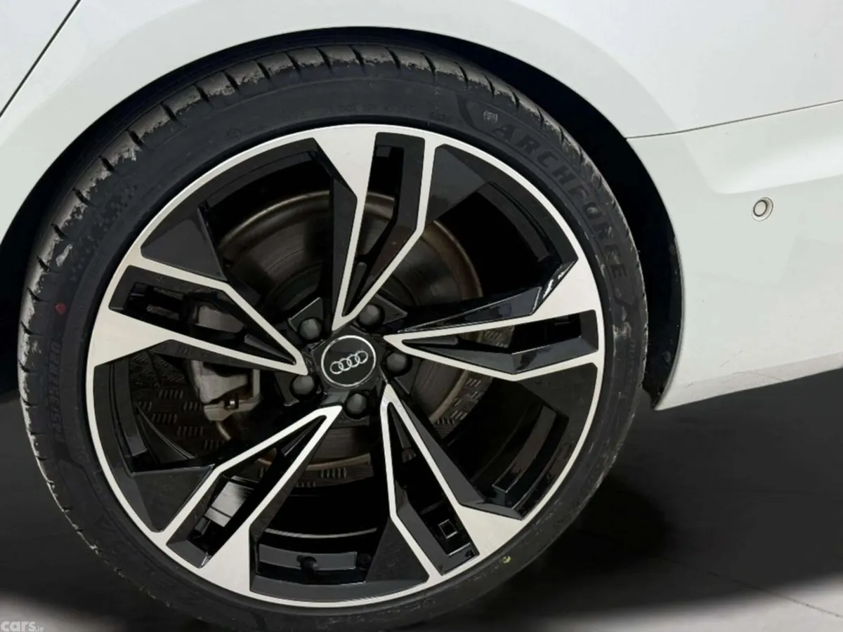 Audi A4 Estate, Diesel, 2023, White