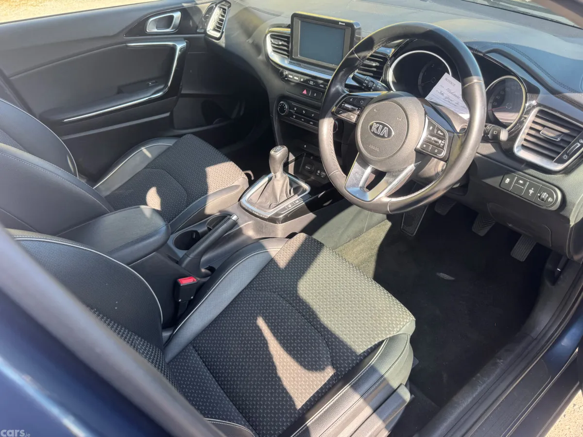 Kia Ceed Estate/Jeep, Diesel, 2019, Blue