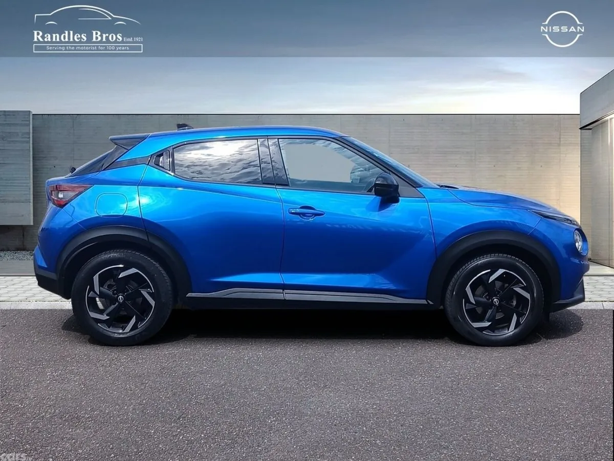 Nissan Juke SUV, Petrol, 2023, Blue