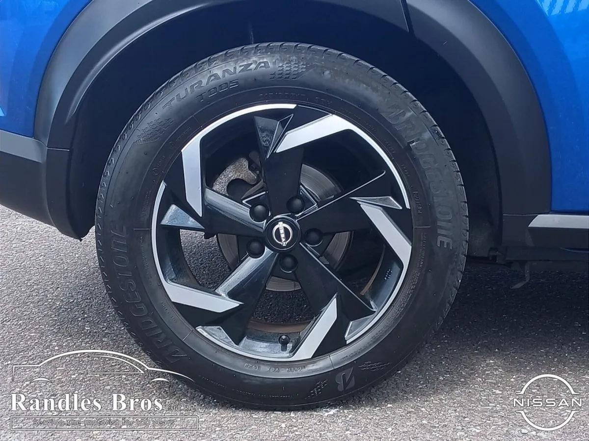 Nissan Juke SUV, Petrol, 2023, Blue