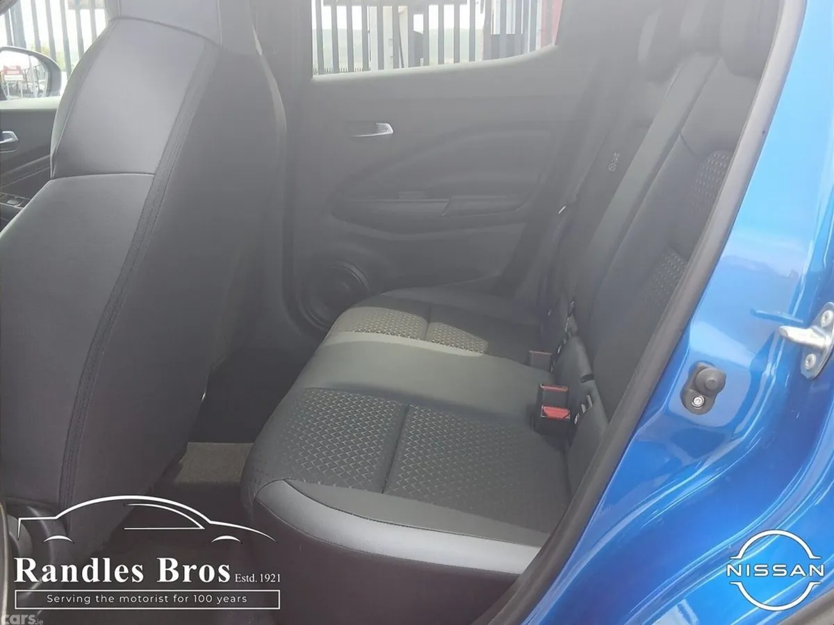 Nissan Juke SUV, Petrol, 2023, Blue