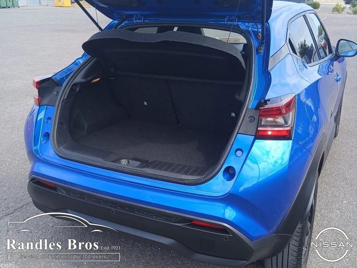 Nissan Juke SUV, Petrol, 2023, Blue