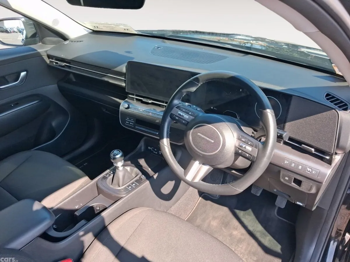 Hyundai KONA MPV, Petrol, 2024, Black