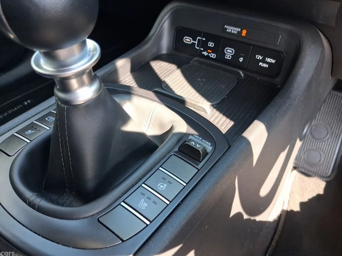 Hyundai KONA MPV, Petrol, 2024, Black