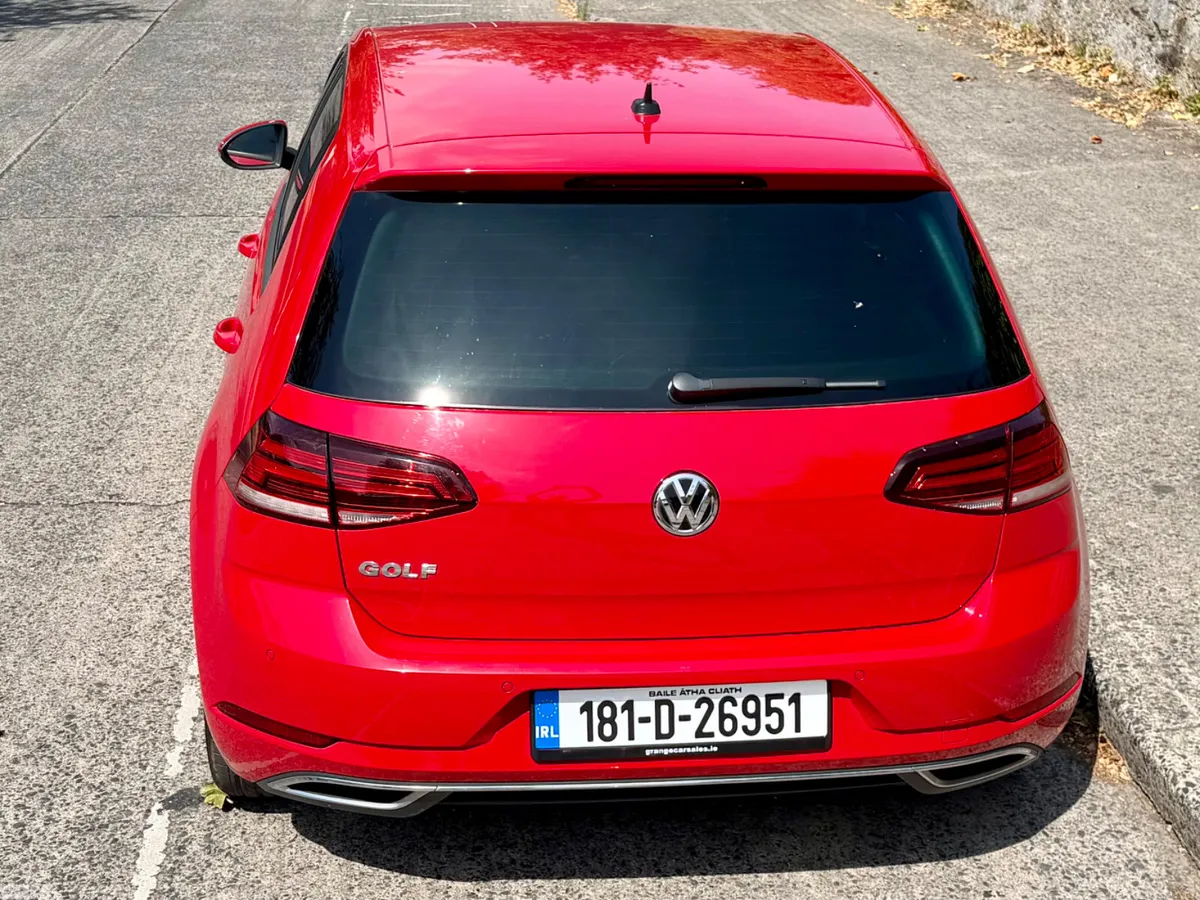Volkswagen Golf Estate, Petrol, 2018, Red