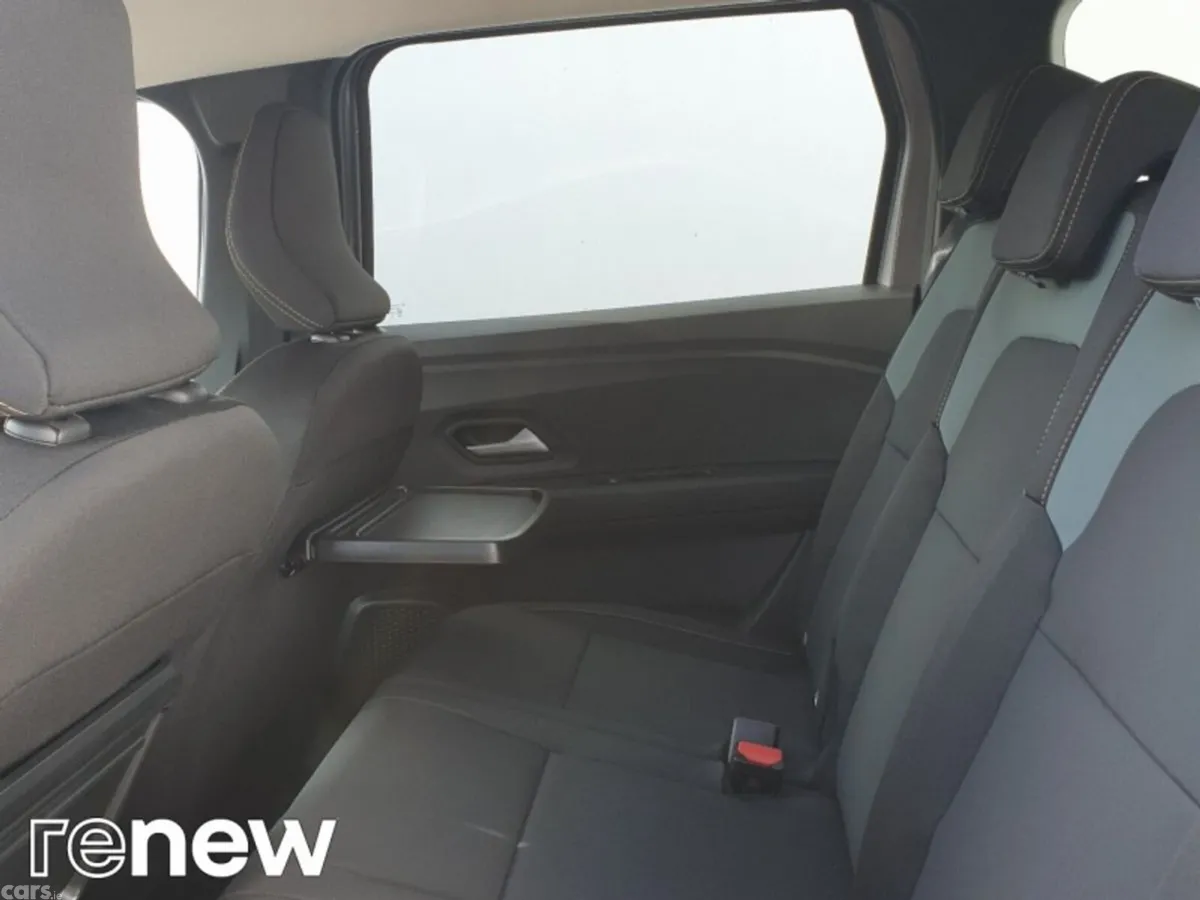 Dacia Jogger MPV, Petrol Hybrid, 2026, Grey