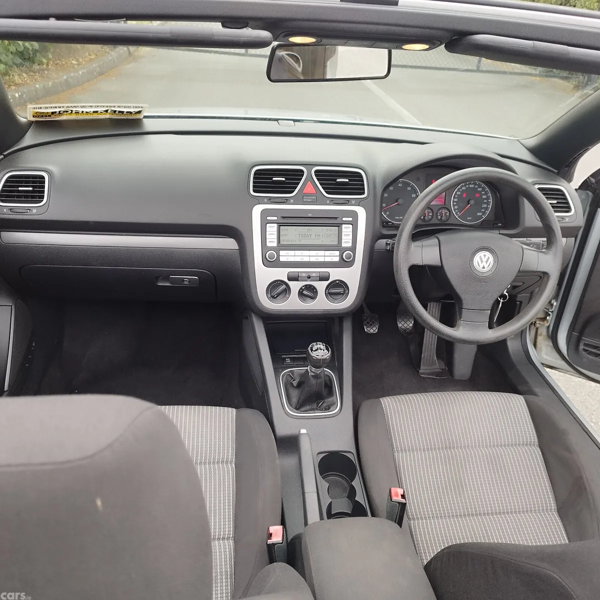 Volkswagen Eos Convertible, Petrol, 2008, Silver