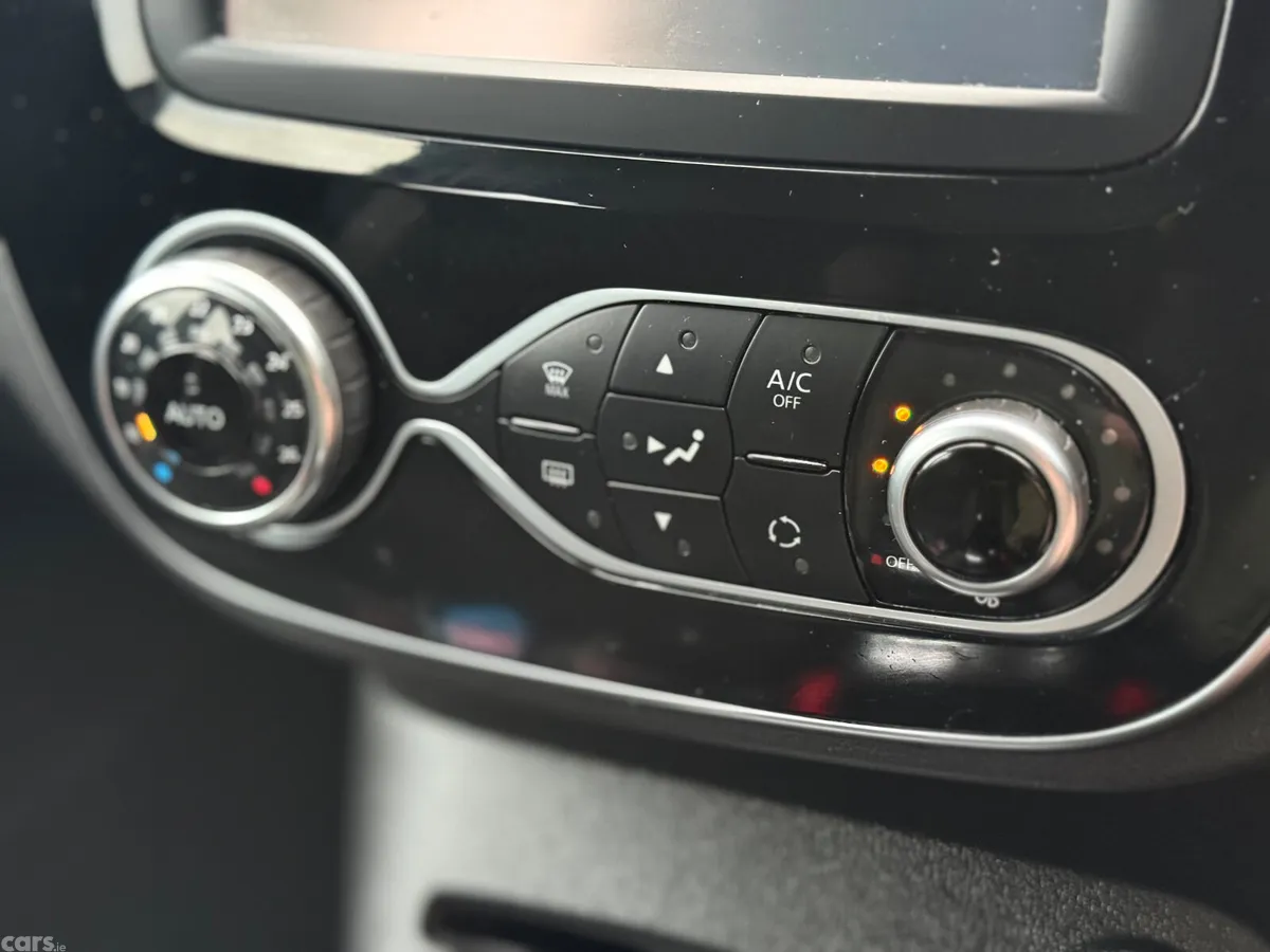 Renault Captur Hatchback, Petrol, 2018, Black