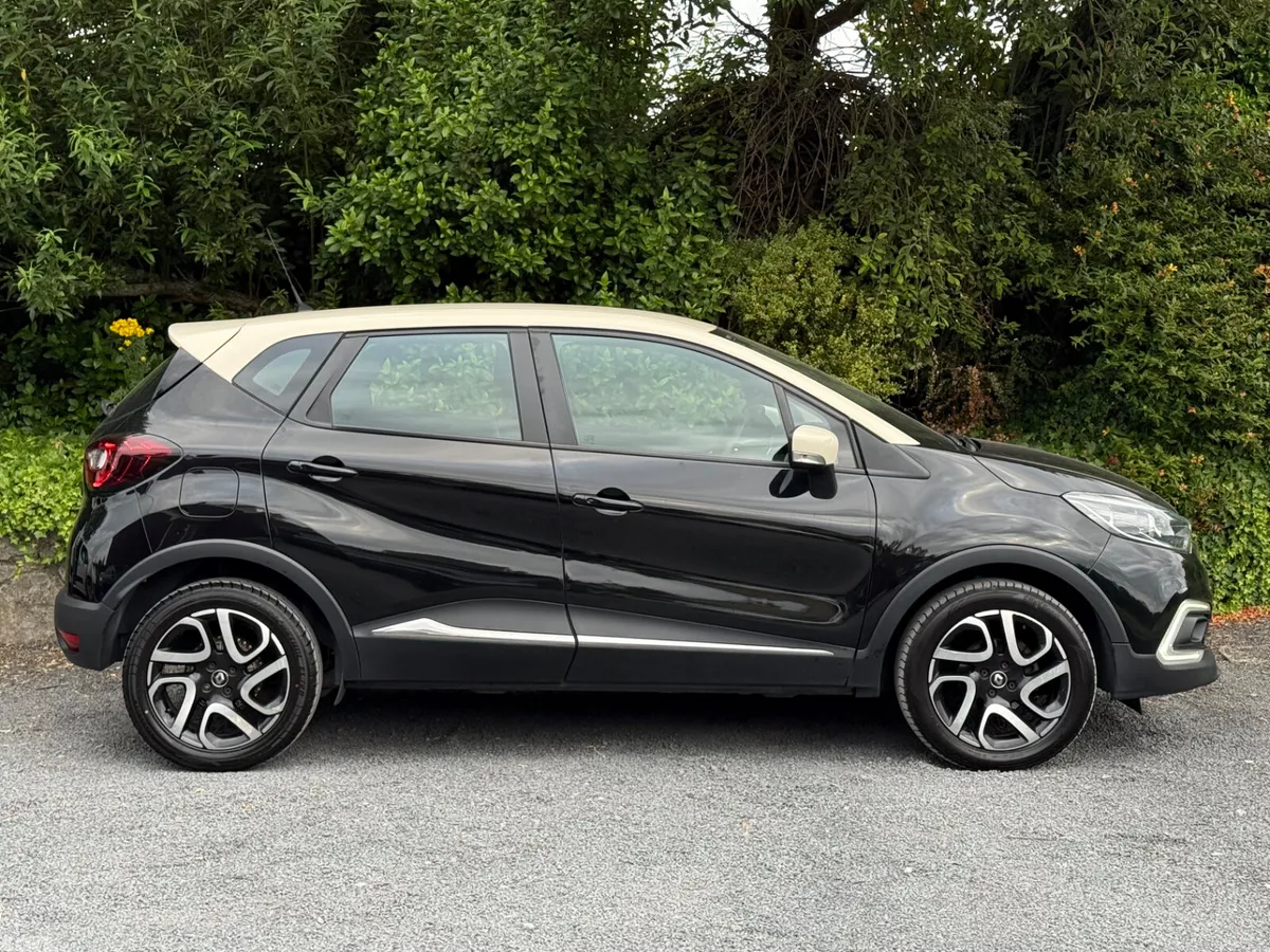 Renault Captur Hatchback, Petrol, 2018, Black