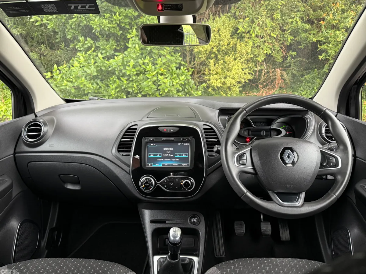 Renault Captur Hatchback, Petrol, 2018, Black