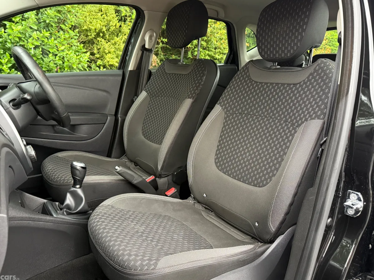 Renault Captur Hatchback, Petrol, 2018, Black