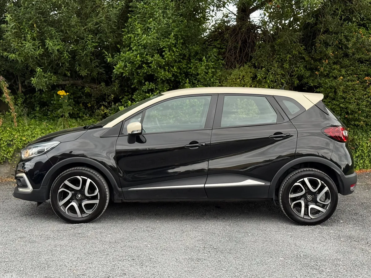 Renault Captur Hatchback, Petrol, 2018, Black