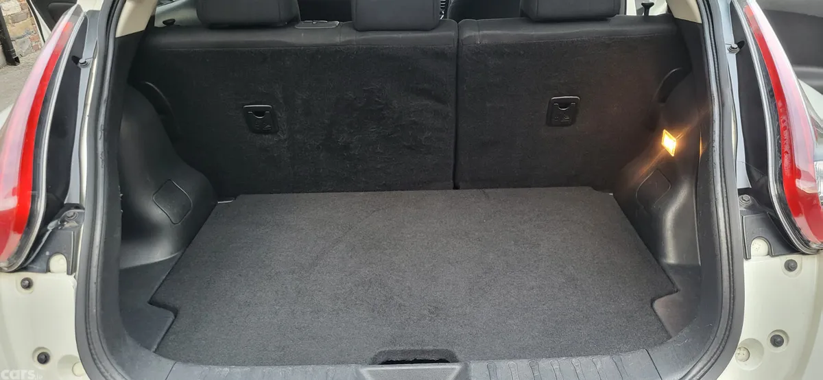 Nissan Juke SUV, Petrol, 2015, White