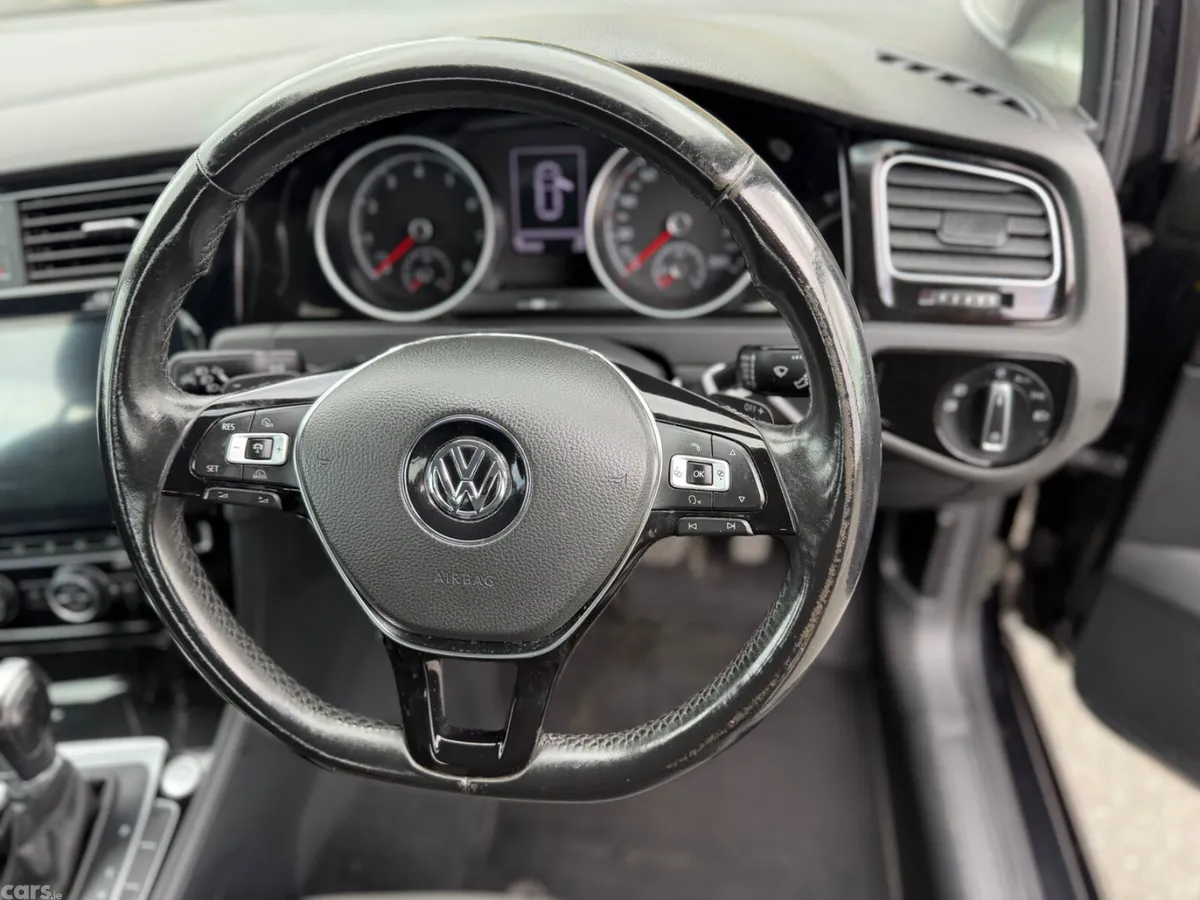 Volkswagen Golf Hatchback, Petrol, 2015, Black